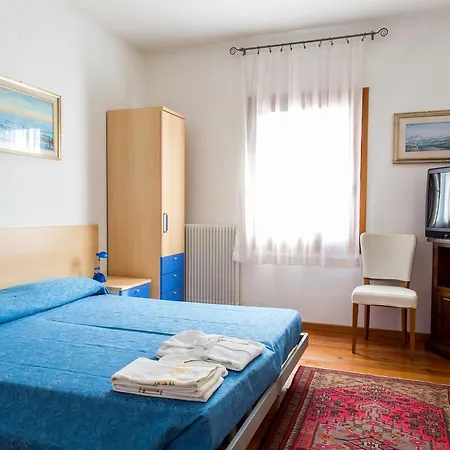 Le Ortensie Bed & Breakfast *